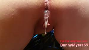 Cum dripping cream pies