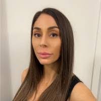 Rachel Garbutt's Instagram, Twitter & Facebook