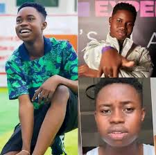 Ash gets off the battles and sitting looking sad trying to make everyone  feel sorry for her while shae and muzz dont give a shit living their best  life 😂 GOLD!