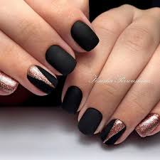Black And Rose Gold Nails Design 27 Matte Black Nails That Will Make You Thrilled Matte Nails Design Gold Nails Black Nail Designs