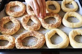 Simit Rezept Turkische Rezepte In 2020 Turkische Rezepte Rezepte Brot Selber Backen Rezept