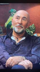 from last night i watched GH and i swear that was the good judge, but it  was sidwell who paid the judge off for michael to have full custody of his  kids.