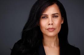 Carmen Gloria Pérez: la actriz puertorriqueña que brilla en una serie sueca  en Netflix