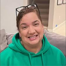 That's not Debbie Allen that's Debbi Morgan! Angie from All My Children and  she was also