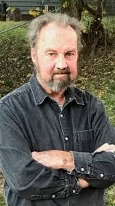 Larry Bratcher's Instagram, Twitter & Facebook