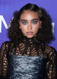 Bailey Bass or Delainey Hayles? : r/InterviewVampire