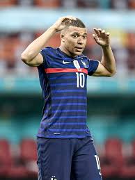 He is of swiss nationality and he belongs to the bosniak ethnic background. Coaches Voice France 3 Switzerland 3 Euro 2020 Tactical Analysis