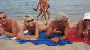 Cap d'Agde hat Dresscode: nackt: Europas größte Nudistenkolonie - n-tv.de