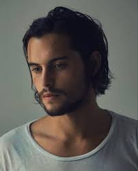 Adam Mendonca (adammendonca2995)