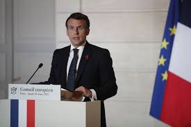 At the young age of 39, the former rothschild & cie employee will go down in history as the youngest ever president of france. Ik4bo311kprpym