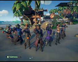 Best Team Ever Seaofthieves Kraken Shroudedspoils Bemorepirate Galleon Megalodon Treasure Berich Minautore72 Sea Of Thieves Video Games Funny Funny Games
