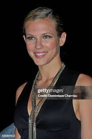 3.088 fotos e imágenes de alta resolución de Lorie