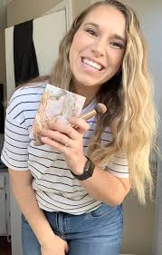 Hello, I'm Denise and something to know about me is