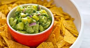 9 Petiscos Faceis De Fazer Em Casa Pra Comer Tomando Cerveja Guia Da Semana Receita De Guacamole Receitas Petiscos