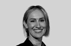 Monique Phipps's Instagram, Twitter & Facebook