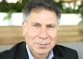 Sınıftaki romanda bulunan karakterlerden sadece hayta i̇smail ve domdom ali canlandırılmıştır. Ahmet Ariman Hayta Ismail Kimdir Nereli Boyu Kac Yasinda Hayati