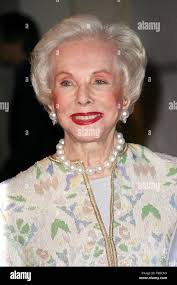 Carol Petrie's Instagram, Twitter & Facebook