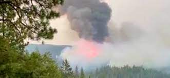 Wildfire cameras captured a towering plume of smoke billowing from the caldor fire burning in el dorado county tuesday morning, a blaze that's grown to 6,500 acres since igniting saturday, the u. Dnghbp6u9bxfbm