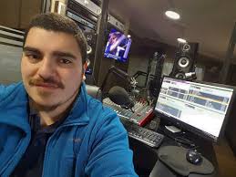 Hola! 🙋‍♂️ Waldito Lira te...