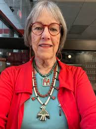 Native art fair purchase in Bernalillo