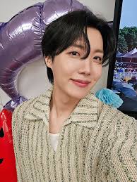 Hanabi and Zilong in Mobile Legends