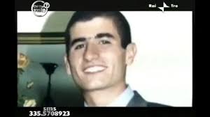 Cosa è successo a Patrik Tocci? L'uomo è scomparso dopo aver portato al  nonno il materiale necessario per imbiancare le pareti di casa a #RotaGreca  #Cosenza il #26maggio 2012. La sua auto