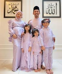 Sangat wajar jika siti sarah kalah dari siti nurhaliza. Ptb Cspk33emrm