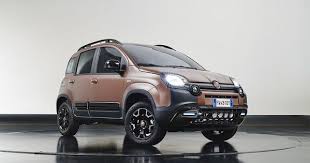 Fiat Panda Trussardi Des Envies D Embourgeoisement Leblogauto Com Fiat Panda Mode Italienne Petite Citadine