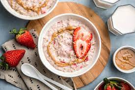 Strawberries And Cream Oatmeal 5 Healthy Ingredients From My Bowl