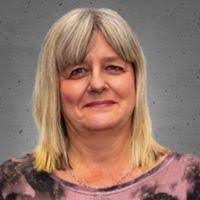 Denise Epps's Instagram, Twitter & Facebook