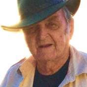 Bob Howerton's Instagram, Twitter & Facebook