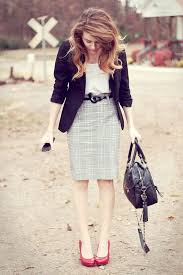 Black And White Plaid Skirt Outfit Ideas Black Sweater White Top And Grey Plaid Skirt With Red Shoes Work Outfit Trendy Skirts Outfits
