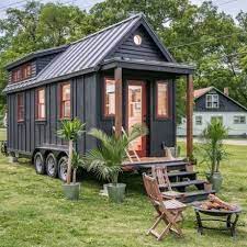 42 Amazing Tiny Mobile Houses Design Engineering Basic Tiny House Towns Tiny House Exterior Tiny Mobile House