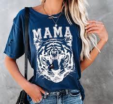 Pada umumnya tahapan pada proses produksi terdiri dari empat. 10 Cara Mengakali Baju Yang Bolong Atau Sobek Agar Tetap Stylish Updated 2020 Bukareview