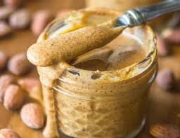 Beurre D Amandes Maison 1 Ingredient Recette Beurre D Amande Recette Recettes Crues