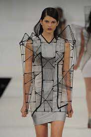 Wearable Architecture 3d Fashion Construct Structured Hollow Dress Architectural Fashion Design Richard Sun Geometric Fashion Fashion Design Structured Fashion