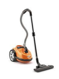 Ok we are back and we are moving on to the next stain on thing you want to do as soon as you spill it on the carpet fibers is to blot it with. 4 Awesome Ways To Get Hair Dye Stains Out Of Carpets Easily Home Quicks