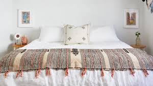 Luxe features a hidden zip closure and interior corner ties. How To Make A Bed The Proper Way