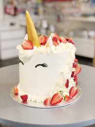 Licorne Crazy Fraise En 2020 Recette Gateau Licorne Gateau Anniversaire Gateau Nature
