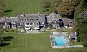 The Curbed Hamptons Heatmap Of Celebrity Homes Celebrity Houses Hamptons House Mansions