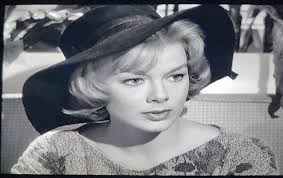 Another group favorite, Leslie Parrish starring in The Case of the Madcap  Modiste. A 1960 episode of Perry Mason.