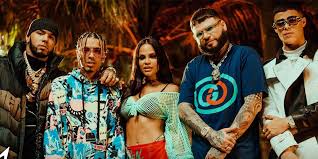 Reunimos as melhores tatuagens femininas de 2020 de diversos estilos e. Rauw Alejandro Y Farruko Lanzan Remix Fantasias Suena Fm