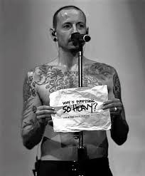 Holding On Why Is Everything So Heavy Holding On To So Much More Than I Can Carry I Keep Dragging Around Chester Bennington Heavy Linkin Park Linkin Park