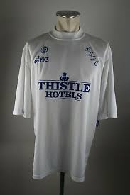 Tyler roberts (leeds united) right footed shot from the centre of the box is high and. Leeds United Trikot Gr Xl 1995 96 Home Shirt Lufc Asics Thistle Hotels Eur 84 99 Picclick De