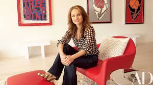 She rose to fame in 2003, when her first tv show, everyday italian, premiered on food network. Inside Giada De Laurentiis S House In California Architectural Digest