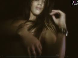 Instagram - Manon Marsault  Manon Tanti | LEAKIMEDIA