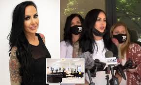 17 отметок «нравится», 1 комментариев — lindsey graham (@lindsey.graham7) в instagram: Oregon Salon Owner Hit With 14 000 Fine For Reopening Claims Child Services Investigated Her Daily Mail Online