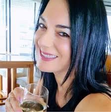 Me lo avete chiesto in tanti cosa succede dietro li quinte sul set di un  video.. allora ecco a voi 😜❤️ #lastessalingua