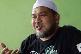 Adapun yayasan amanah kita juga merumuskan tujuan amanah umat tersebut dalam bentuk program kerja yang mengandung aspek terminologi; Tugu Banjir Kelantan Mengapa Guna Wang Yayasan Amanah Suara Pakatan Daily
