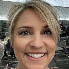 Karin Pfeiffer's Instagram, Twitter & Facebook